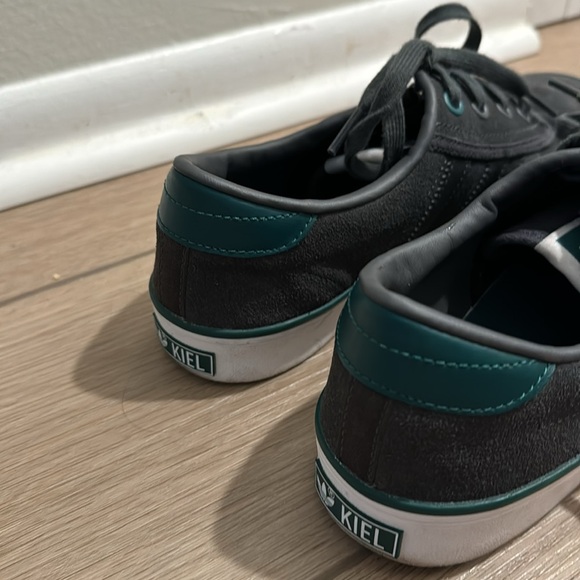 Addidas Kiel Sneakers - Picture 5 of 10